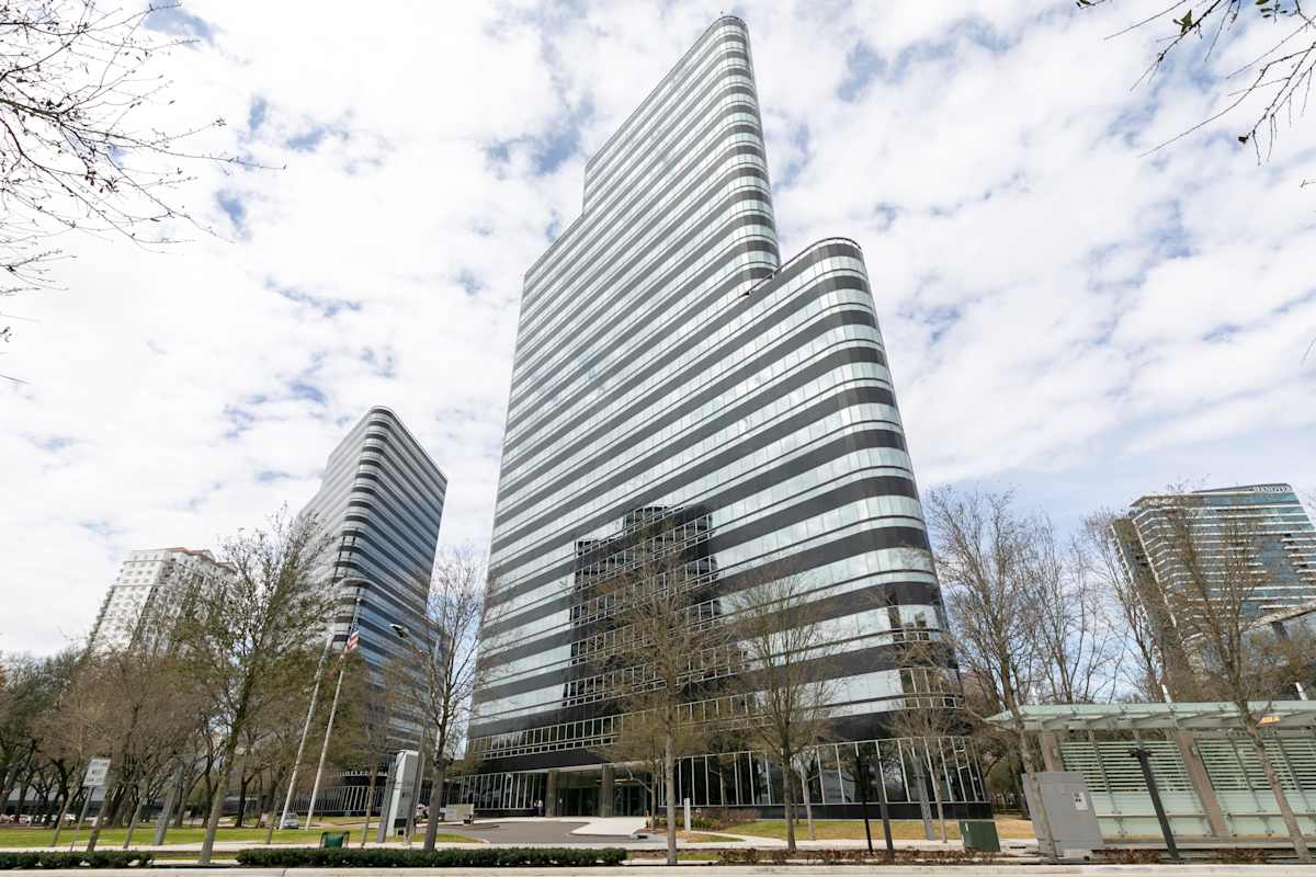 Spaces (IWG) Two Post Oak Central Houston