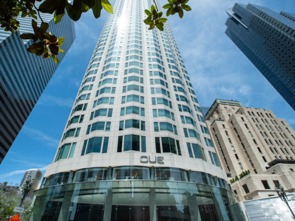 Regus (IWG) US Bank Tower Los Angeles