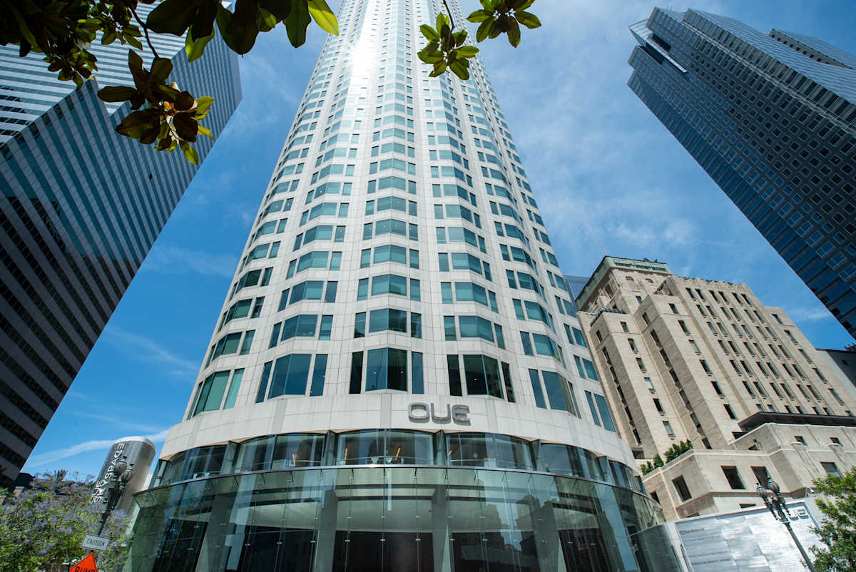 Regus (IWG) US Bank Tower Los Angeles