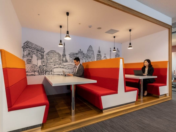 Regus (IWG) Umeda Square Osaka-shi