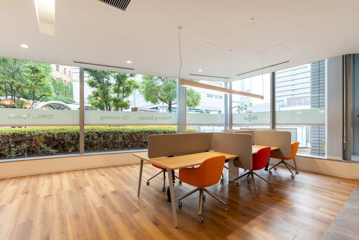 Regus (IWG) Umeda Square Osaka-shi