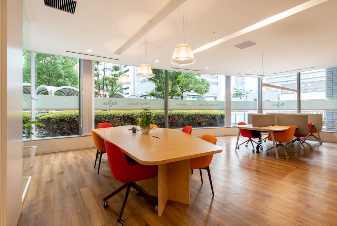 Regus (IWG) Umeda Square Osaka-shi