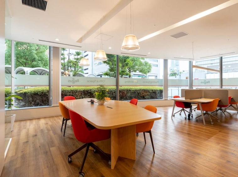 Regus (IWG) Umeda Square Osaka-shi