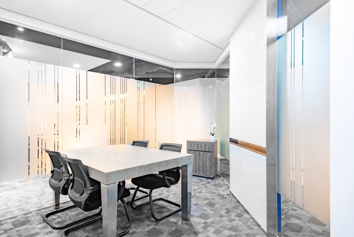 United Square Regus IWG coworking spaces