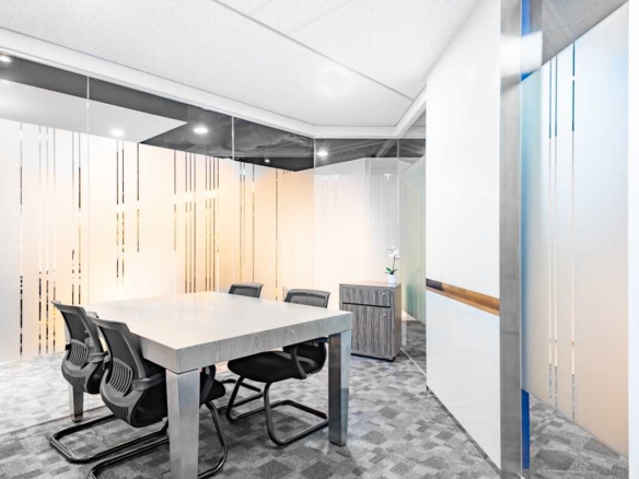 United Square Regus IWG coworking spaces