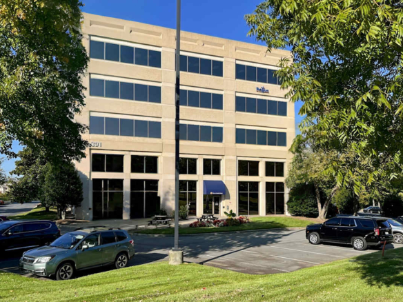 Regus (IWG) University Executive Park Charlotte