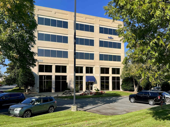 Regus (IWG) University Executive Park Charlotte