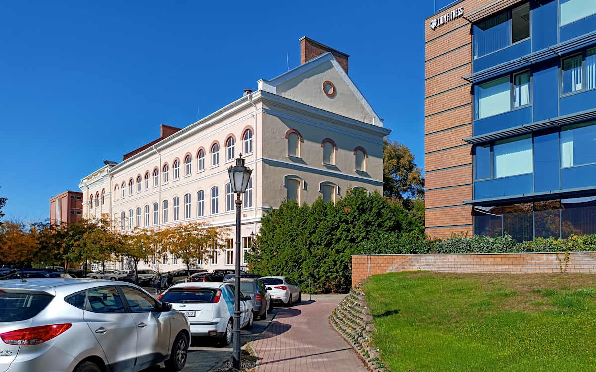 Regus (IWG) Vágóhíd u. 2 Debrecen