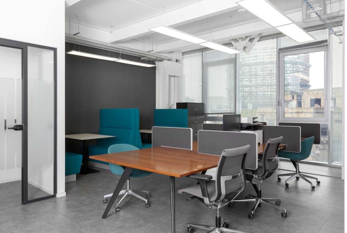 Regus (IWG) Via Benedetto Brin 63 Naples