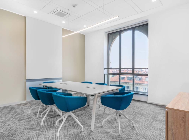 Regus (IWG) Via Confienza 10 Turin