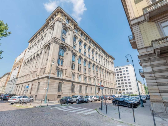 Regus (IWG) Via Confienza 10 Turin