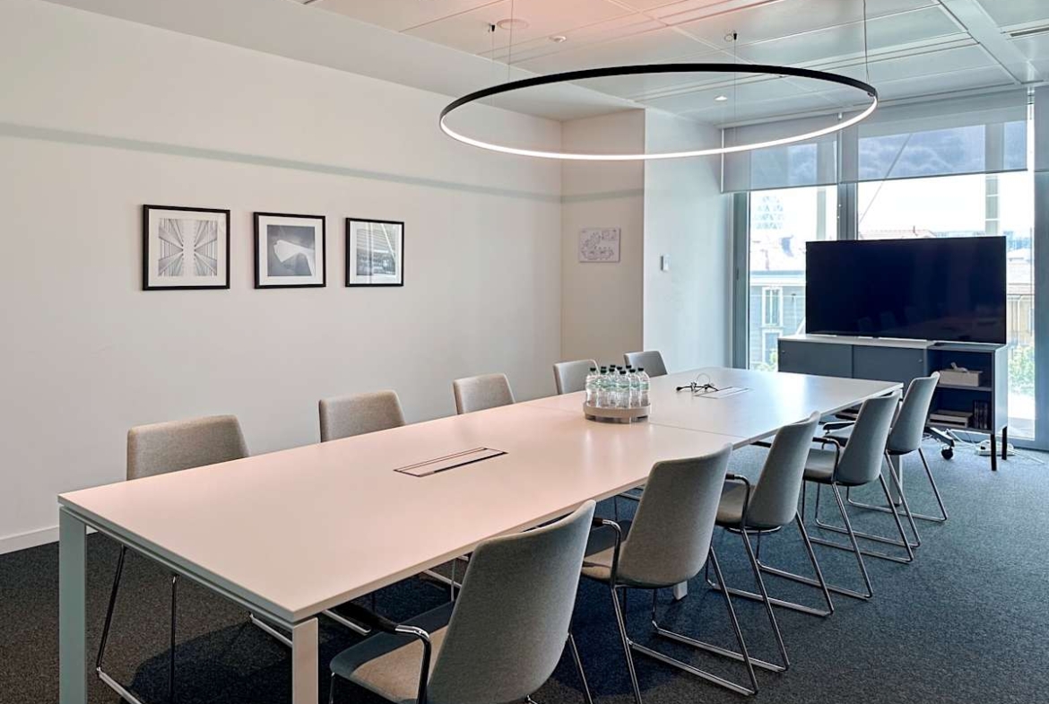 Regus (IWG) Via Gaetano de Castillia Milan