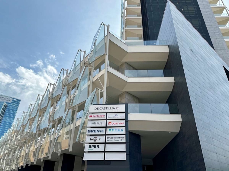 Regus (IWG) Via Gaetano de Castillia Milan