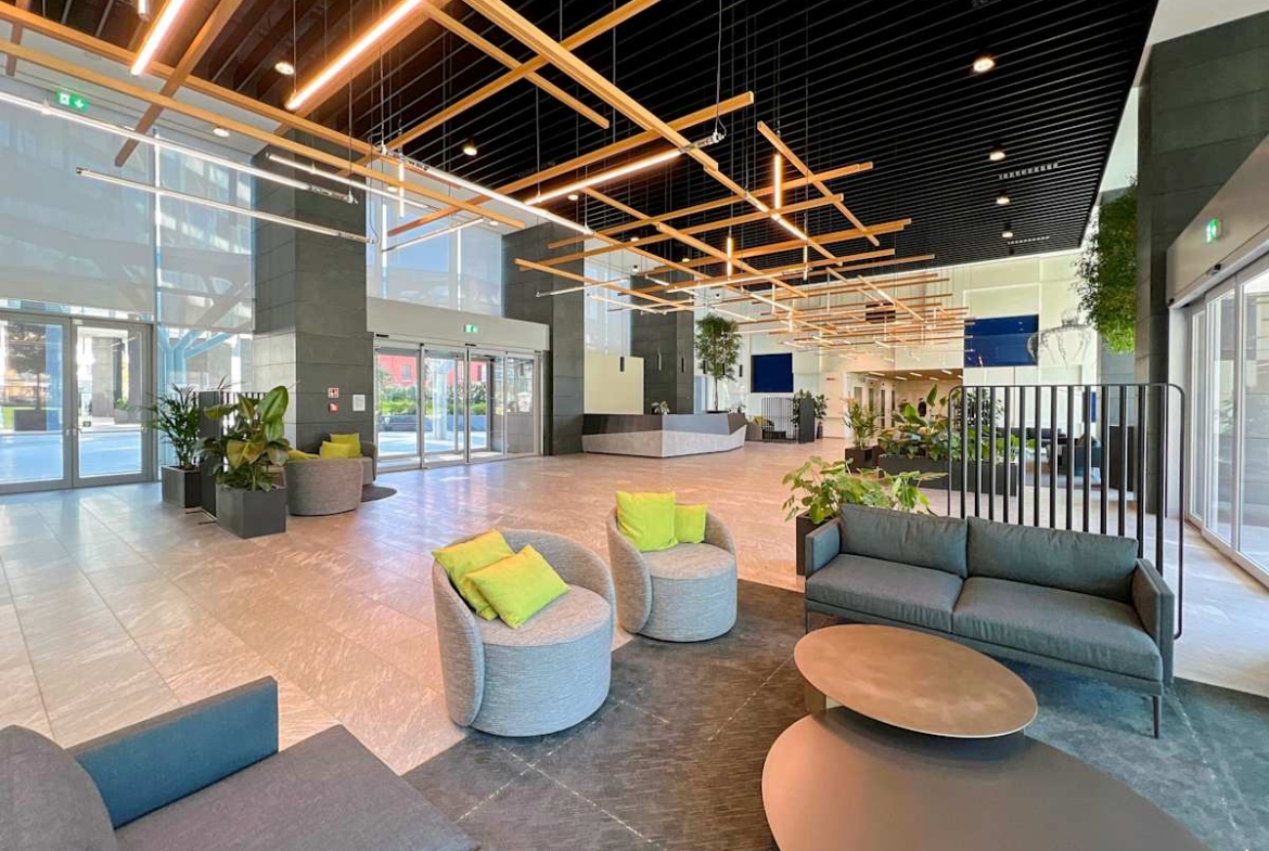 Regus (IWG) Via Gaetano de Castillia Milan
