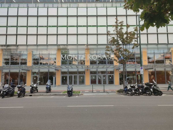 Regus (IWG) Via Monte Rosa 91 Milan