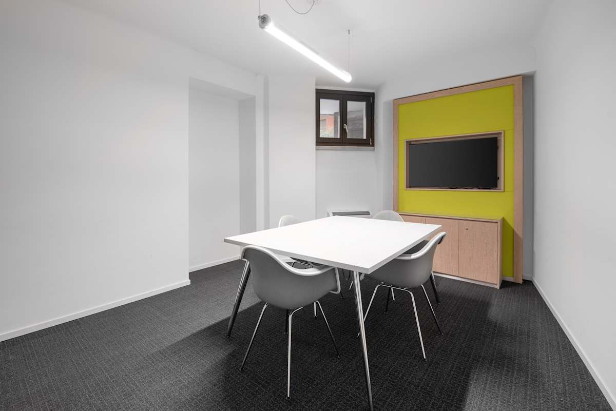Regus (IWG) Via Nino Bixio 31 Milan