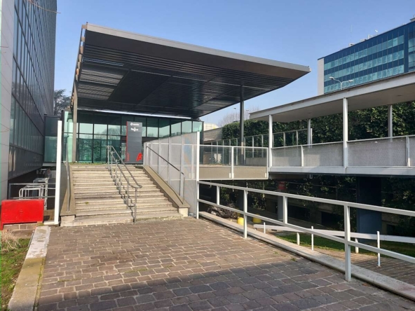 Regus (IWG) Via Sebastiano Caboto 7 Corsico