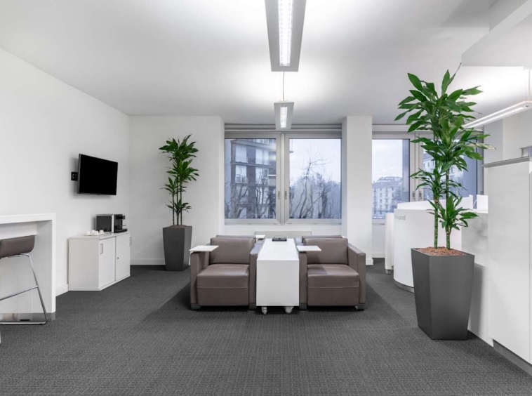 Regus (IWG) Via Tiziano 32 Milan