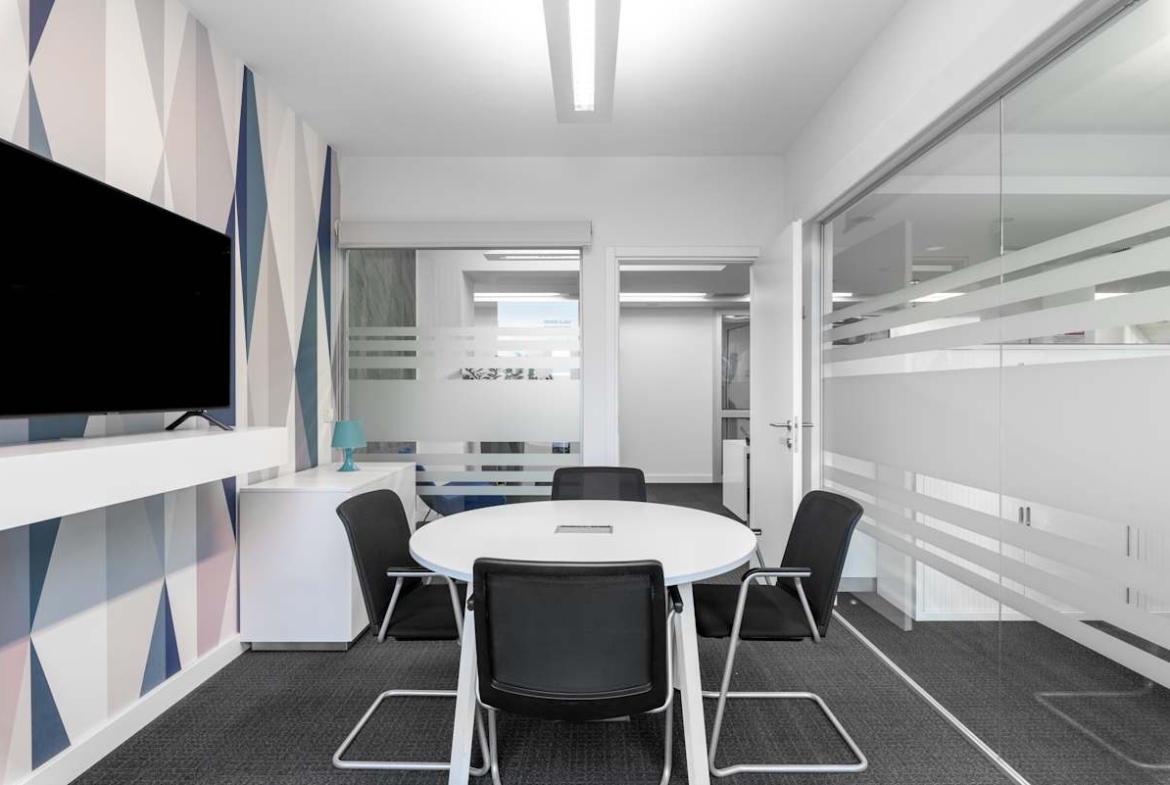 Regus (IWG) Via Tiziano 32 Milan