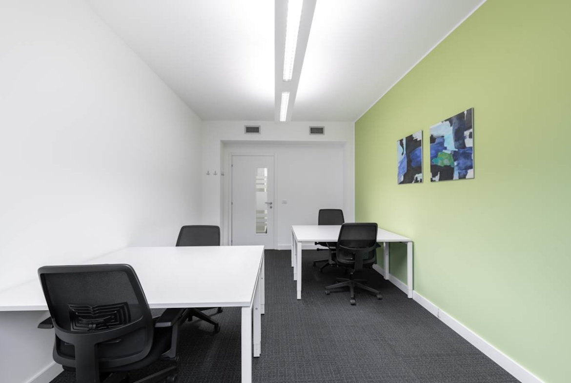 Regus (IWG) Via Tiziano 32 Milan