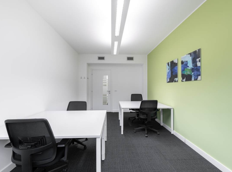 Regus (IWG) Via Tiziano 32 Milan
