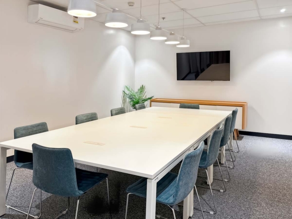 Regus (IWG) Victoria de Makati Makati City