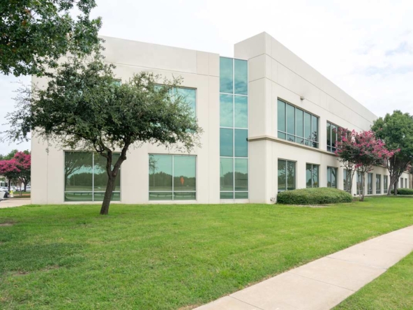 Regus (IWG) Vista Point North Lewisville