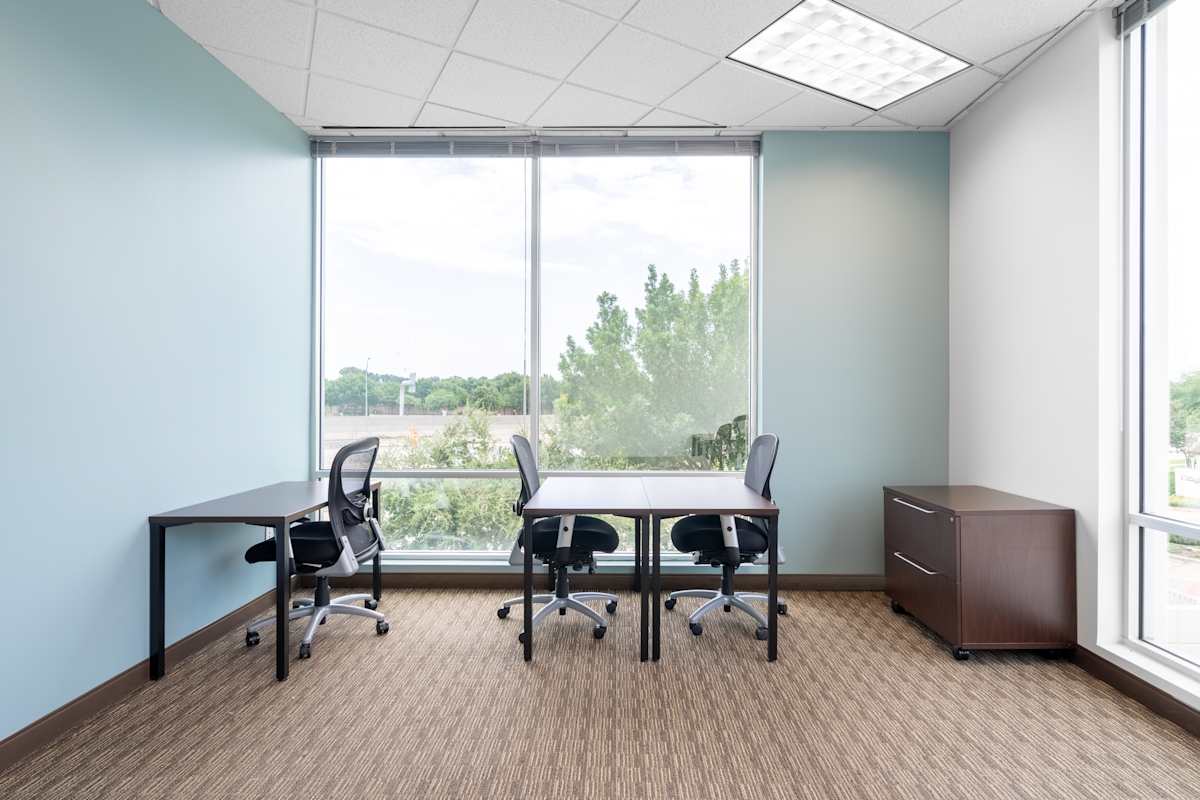 Regus (IWG) Vista Point North Lewisville
