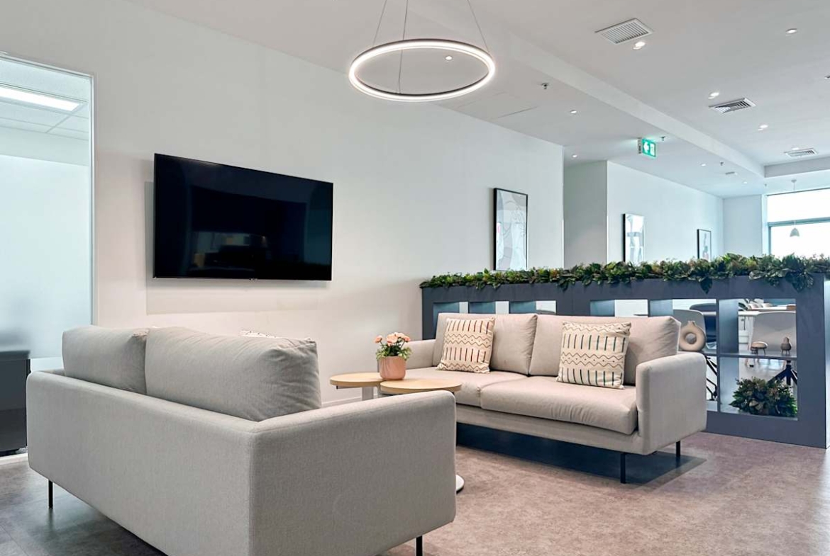 Regus (IWG) WHA Tower Samutprakarn