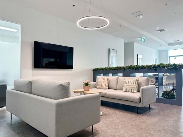 Regus (IWG) WHA Tower Samutprakarn
