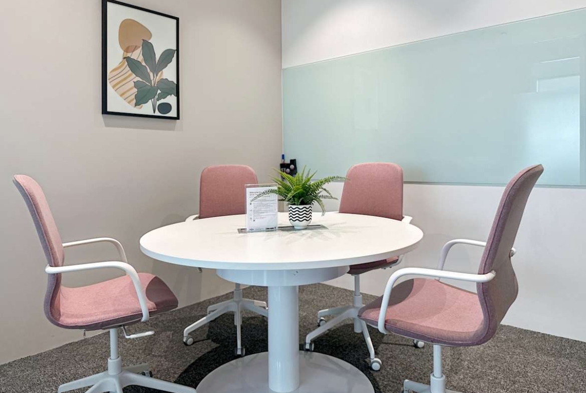 Regus (IWG) WHA Tower Samutprakarn