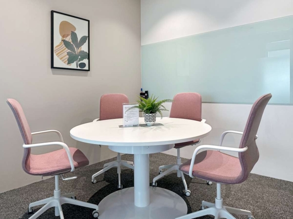 Regus (IWG) WHA Tower Samutprakarn