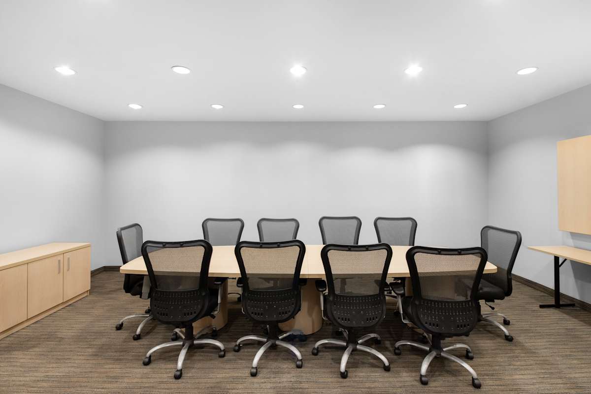 Waterside Center City of Ontario Regus (IWG) Waterside Center City of Ontario