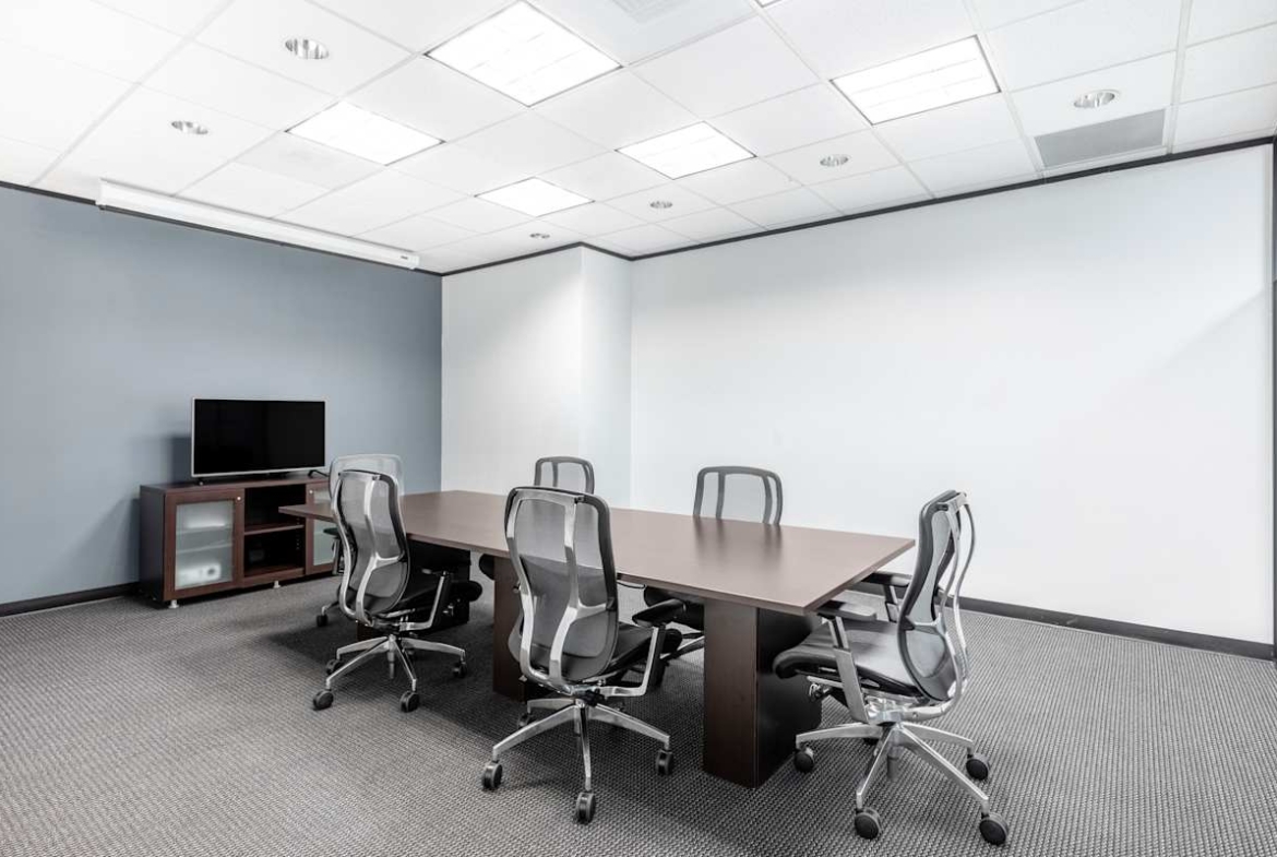 Regus (IWG) Wells Fargo Building Houston