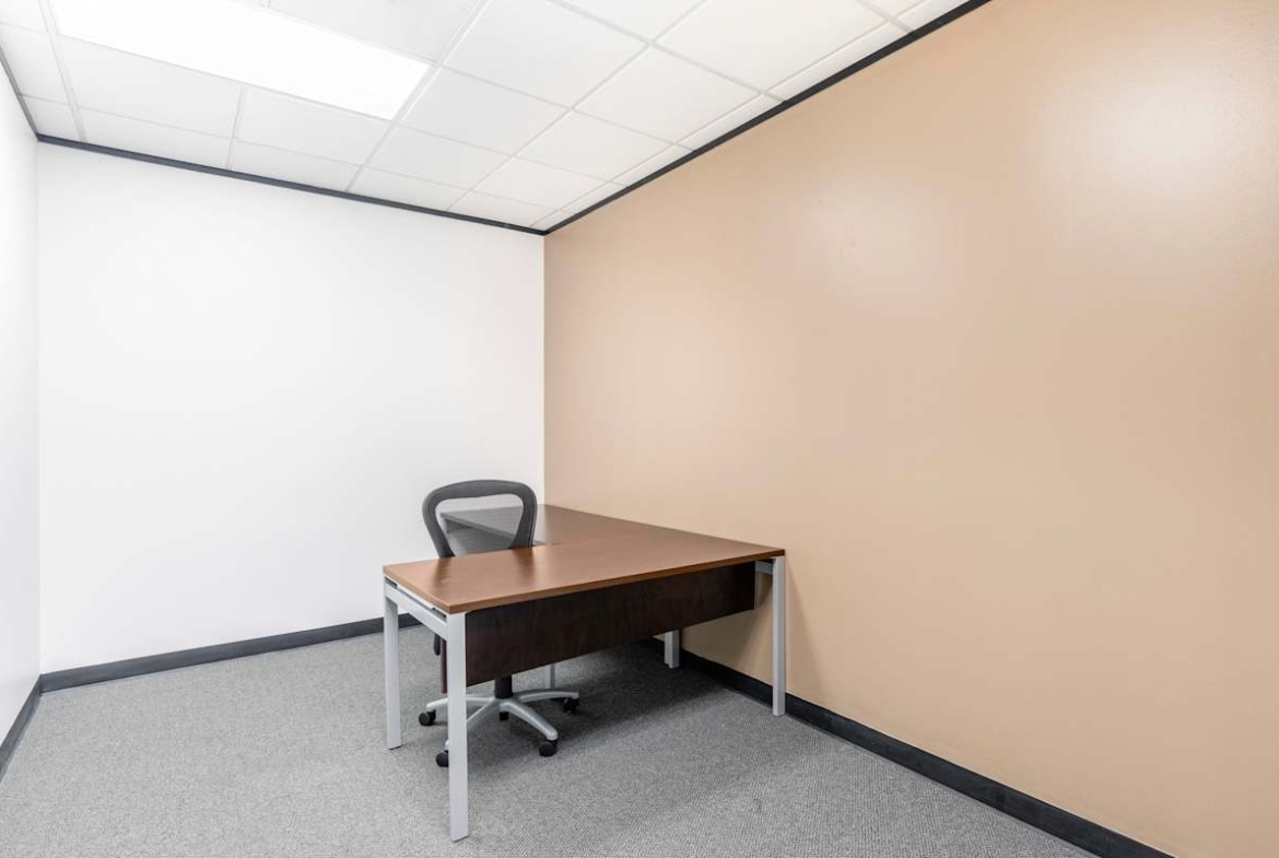 Regus (IWG) Wells Fargo Building Houston