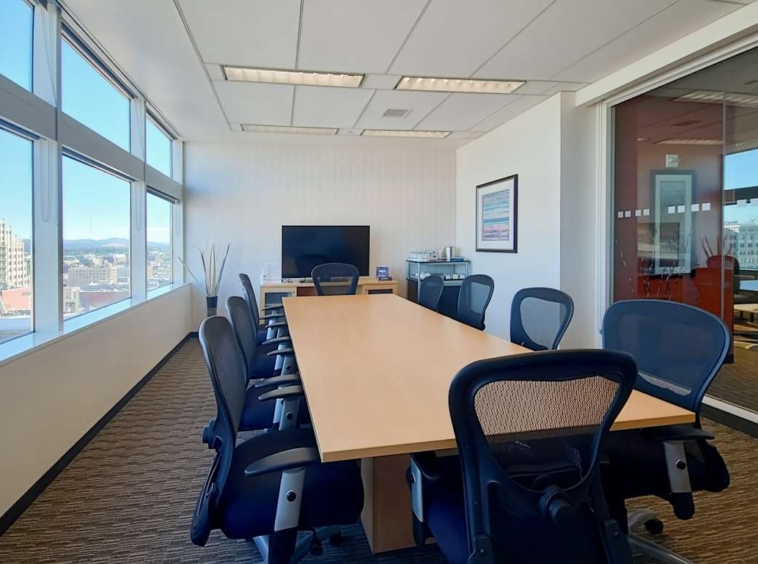 Regus (IWG) Wells Fargo Center Spokane