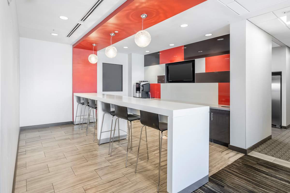 Wells Fargo Plaza Regus IWG