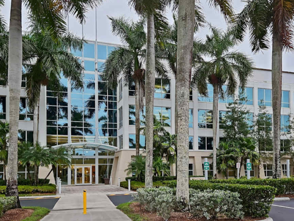Regus (IWG) Weston Pointe II Weston