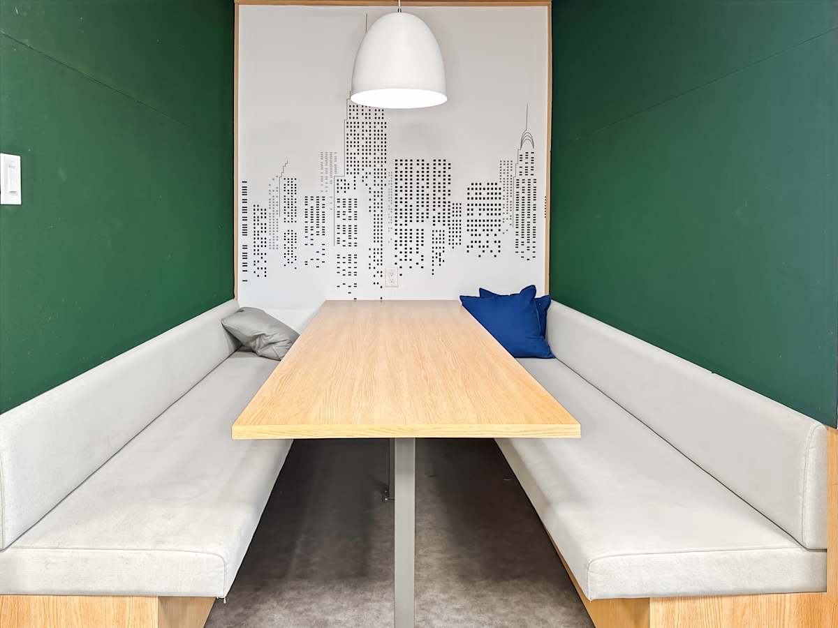 Regus (IWG) Woodbine Steeles Corporate Centre Markham