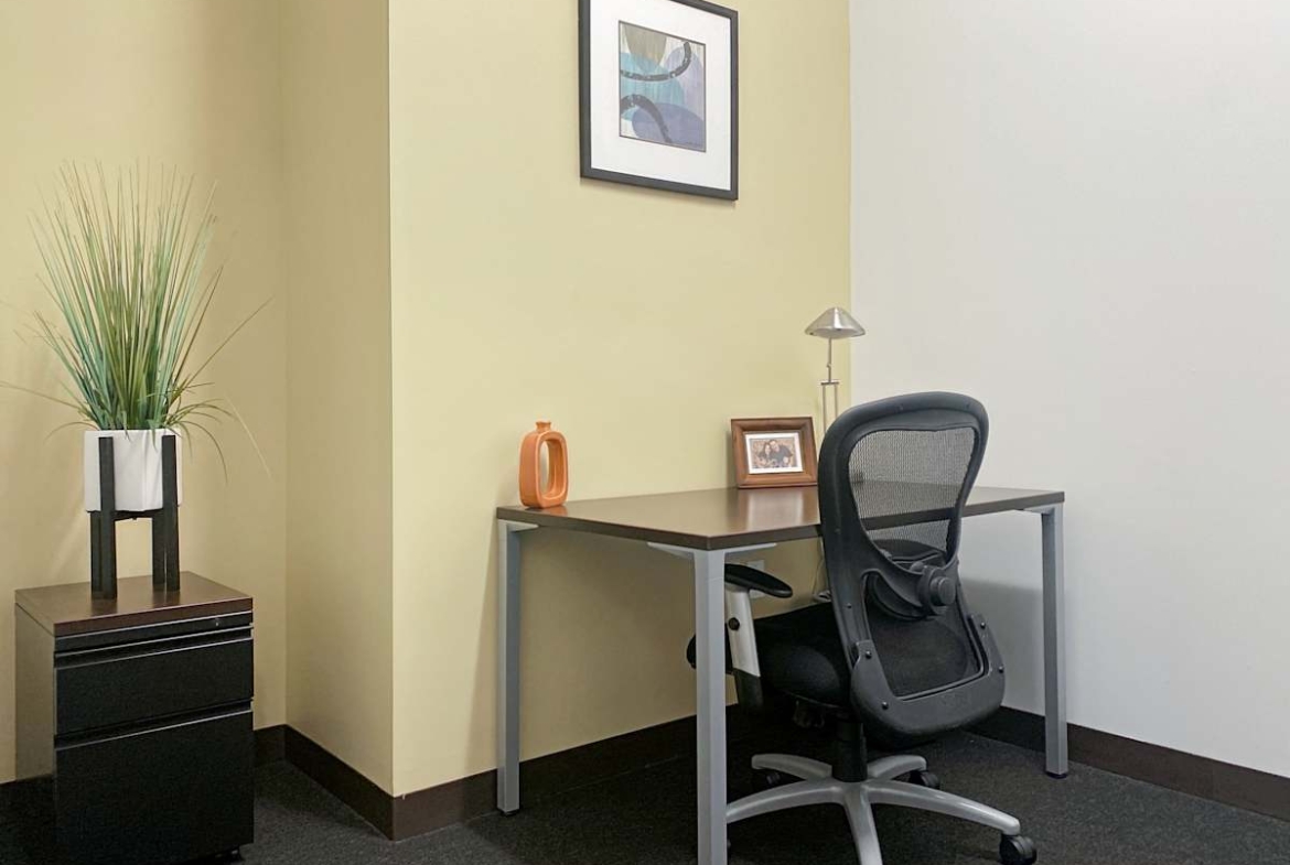 Regus (IWG) Woodside Office Center Novato