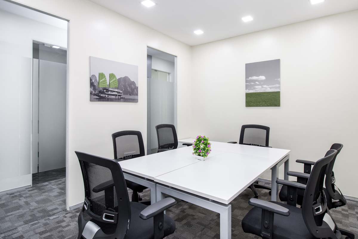 Regus (IWG) World Trade Centre Pune Pune