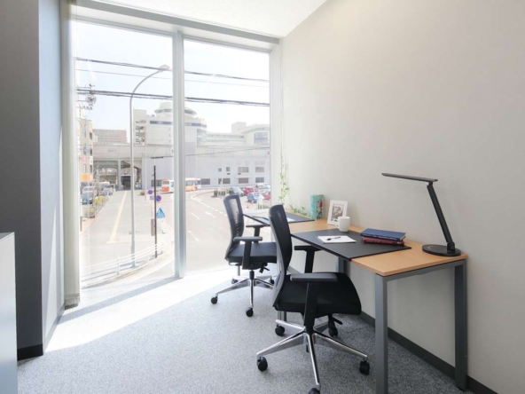 Open Office (IWG) Yamato Building 2F Toyota