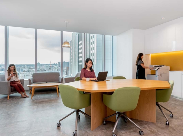 Regus (IWG) Yokohama Blue Avenue Yokohama