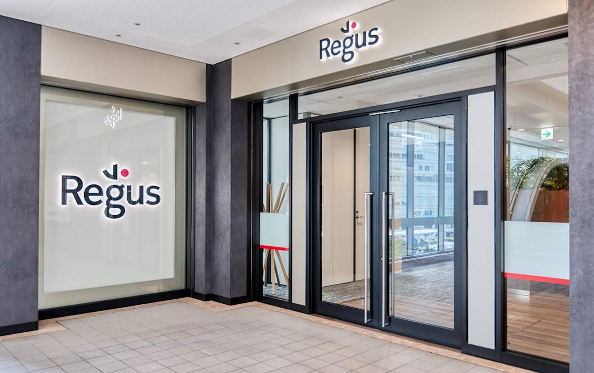 Regus (IWG) Yokohama Landmark Plaza Yokohama