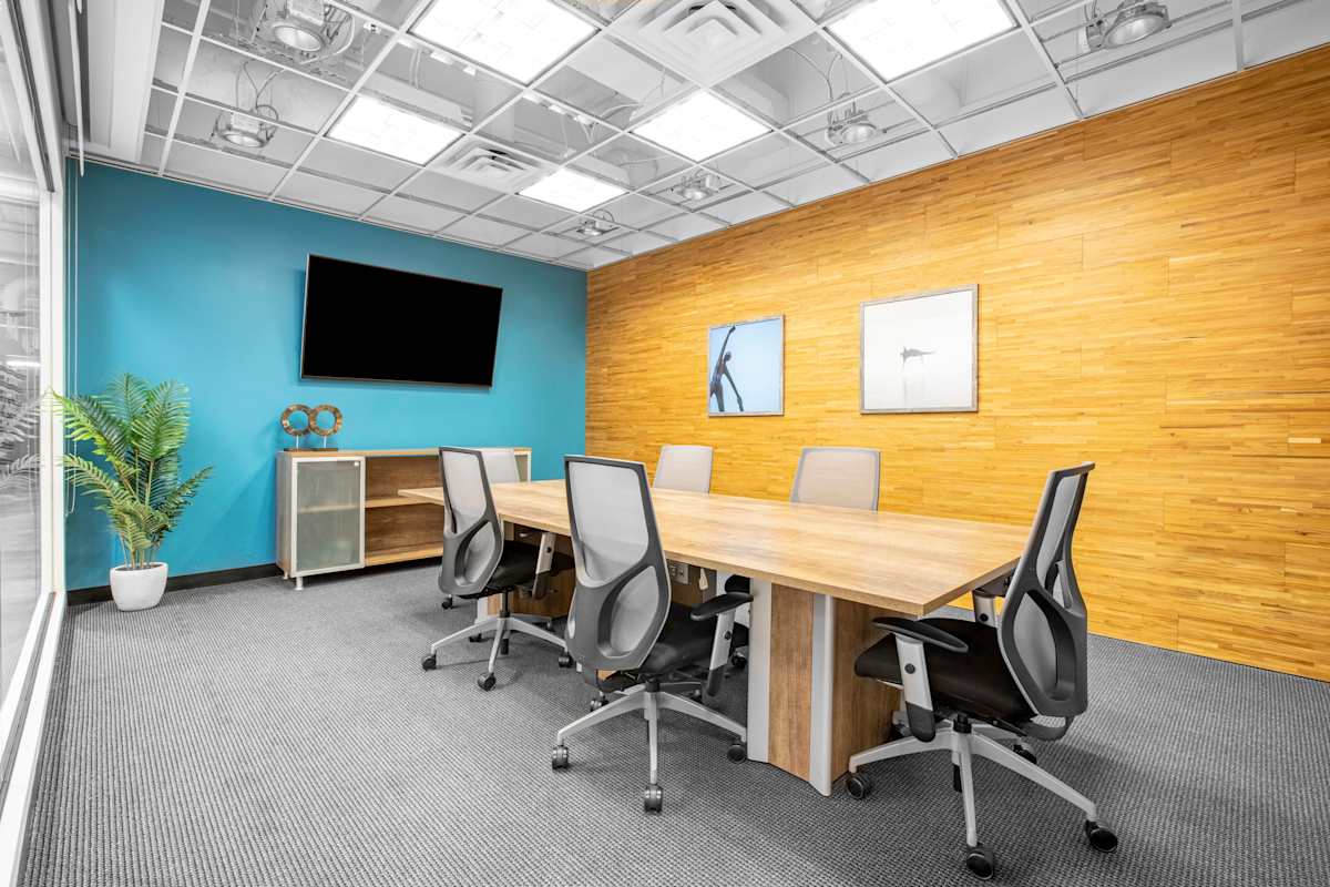 Regus (IWG) Zions Bank Financial Center Provo